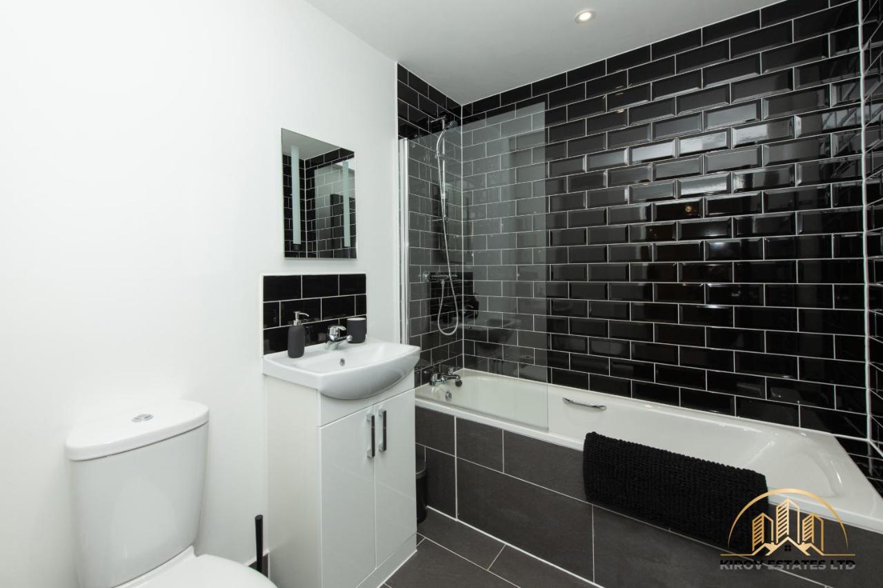 Hermes Apartment - The Messenger Of Town Southampton Esterno foto